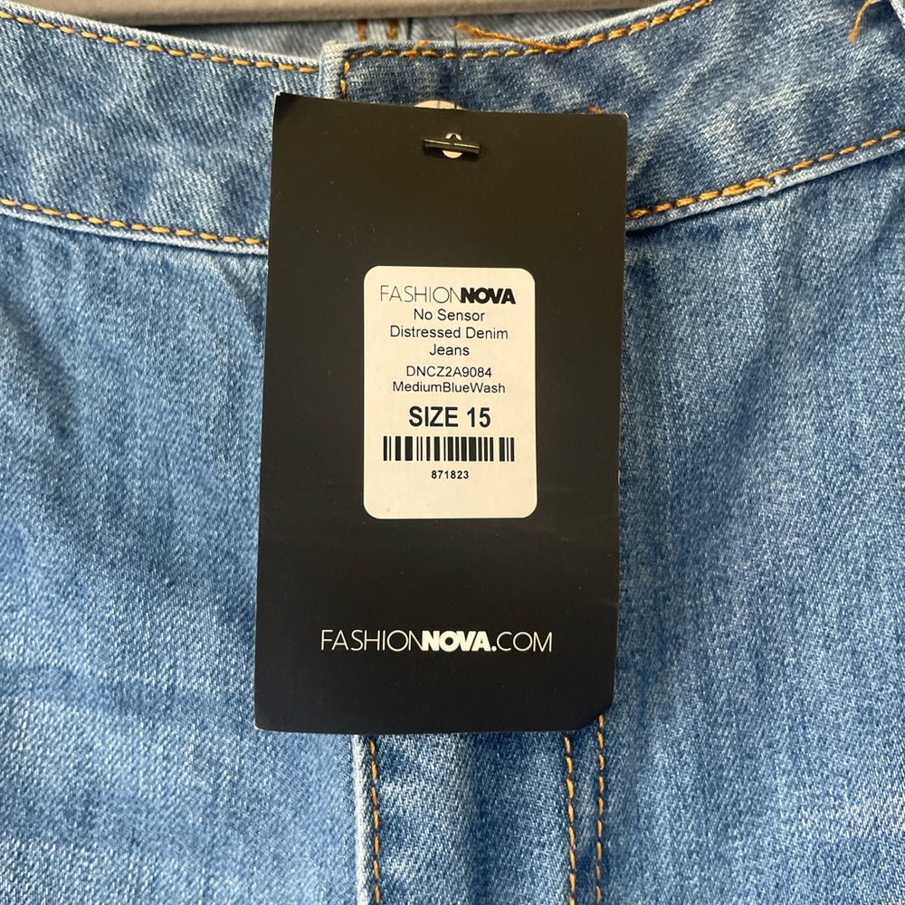 Fashion Nova Medium Blue Wash Skinny Jeans